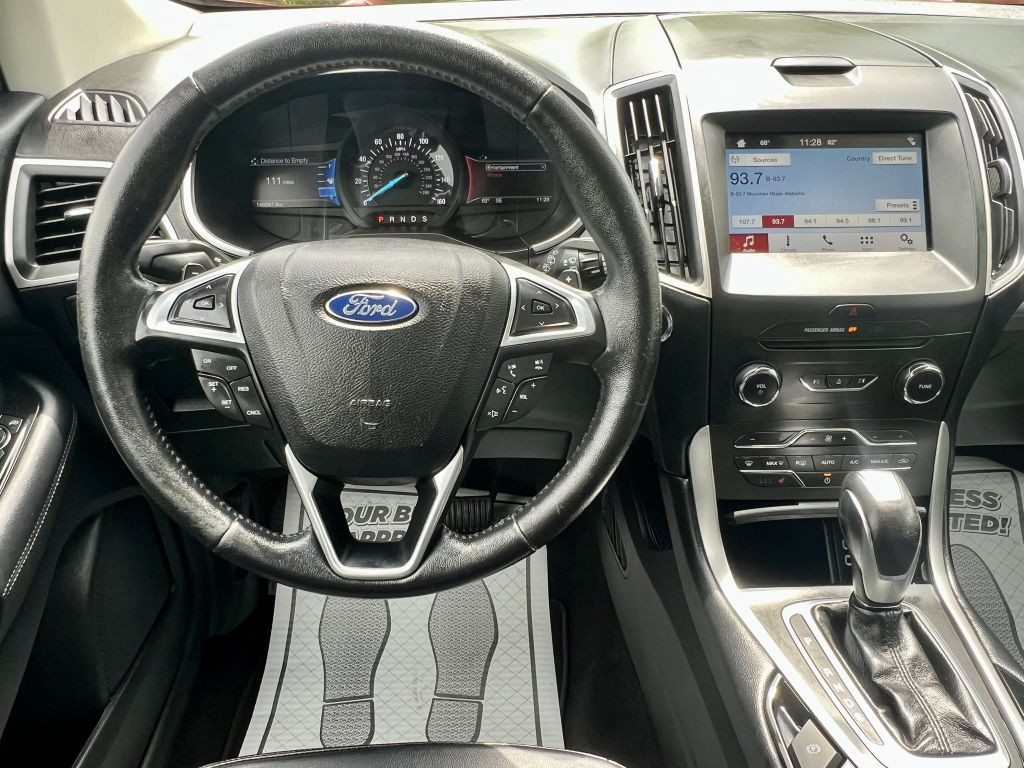 2016 Ford Edge Image 16