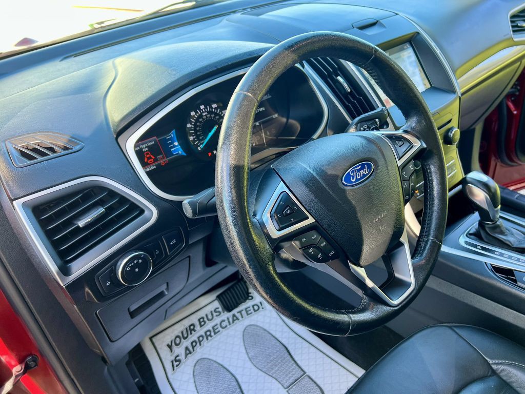 2016 Ford Edge Image 10