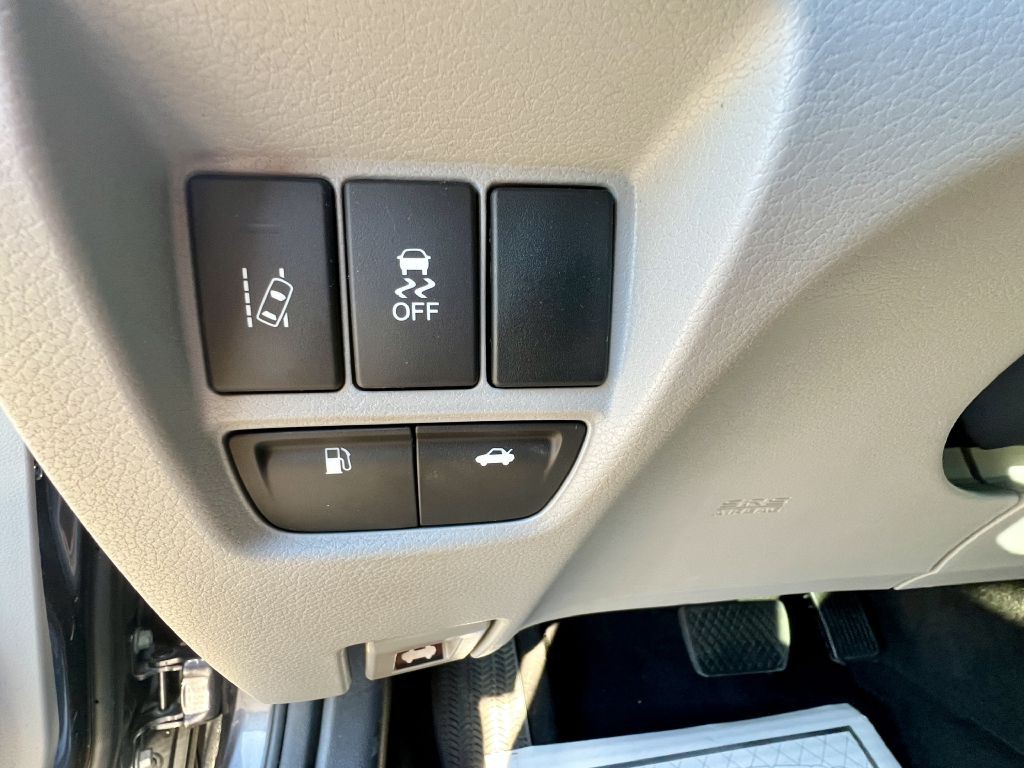 2017 Acura TL Image 17