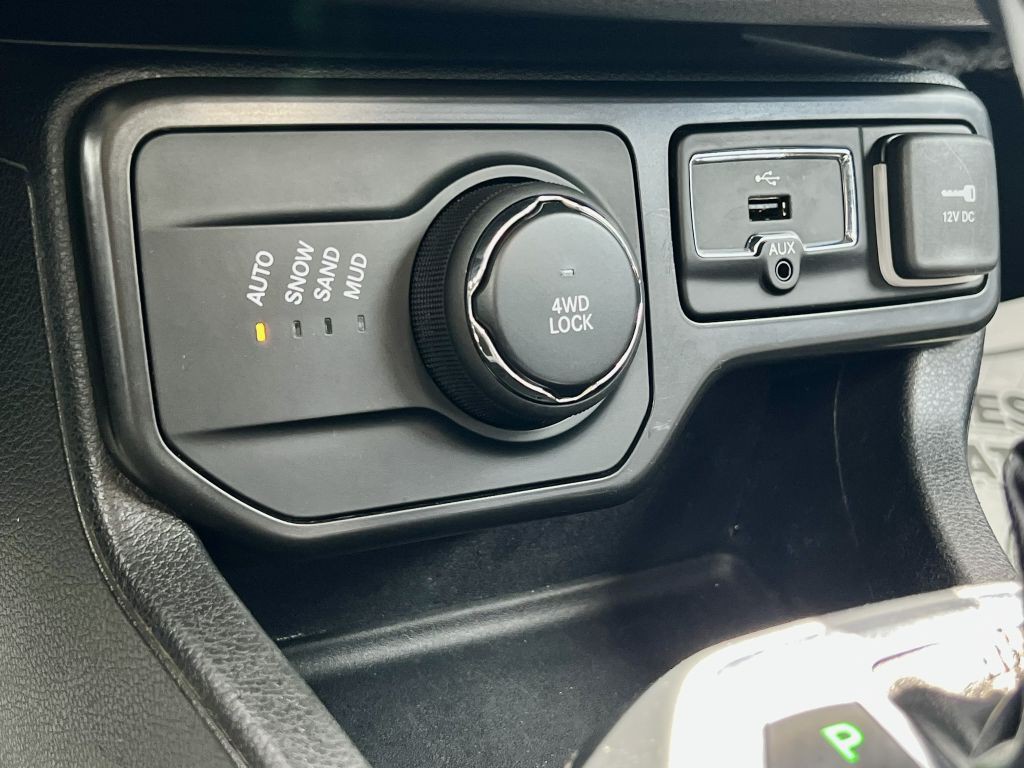 2020 Jeep Renegade Image 11