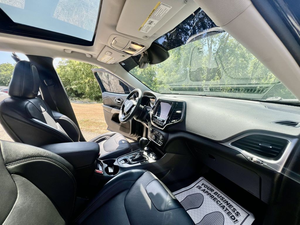 2022 Jeep Cherokee Image 7