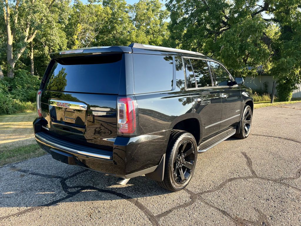 2020 GMC Yukon Image 6