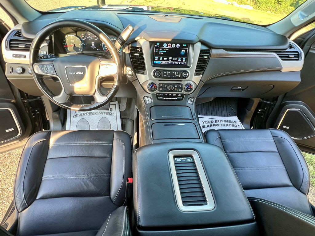 2020 GMC Yukon Image 11
