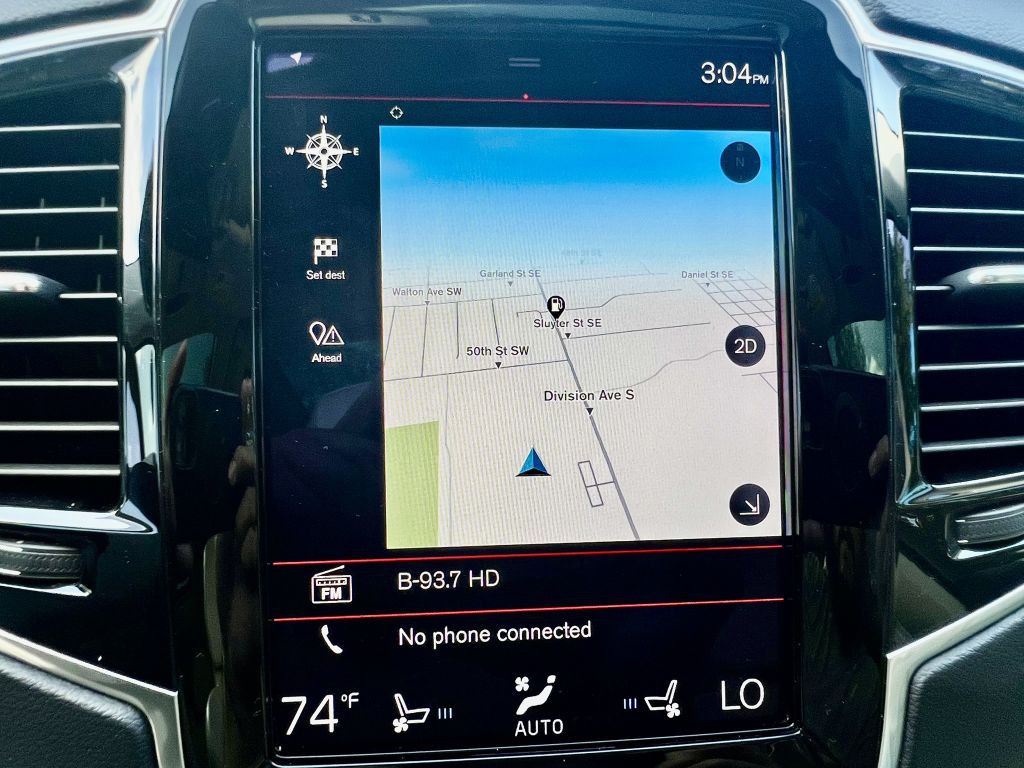 2021 Volvo XC90 Image 22