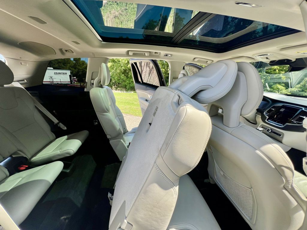 2021 Volvo XC90 Image 24