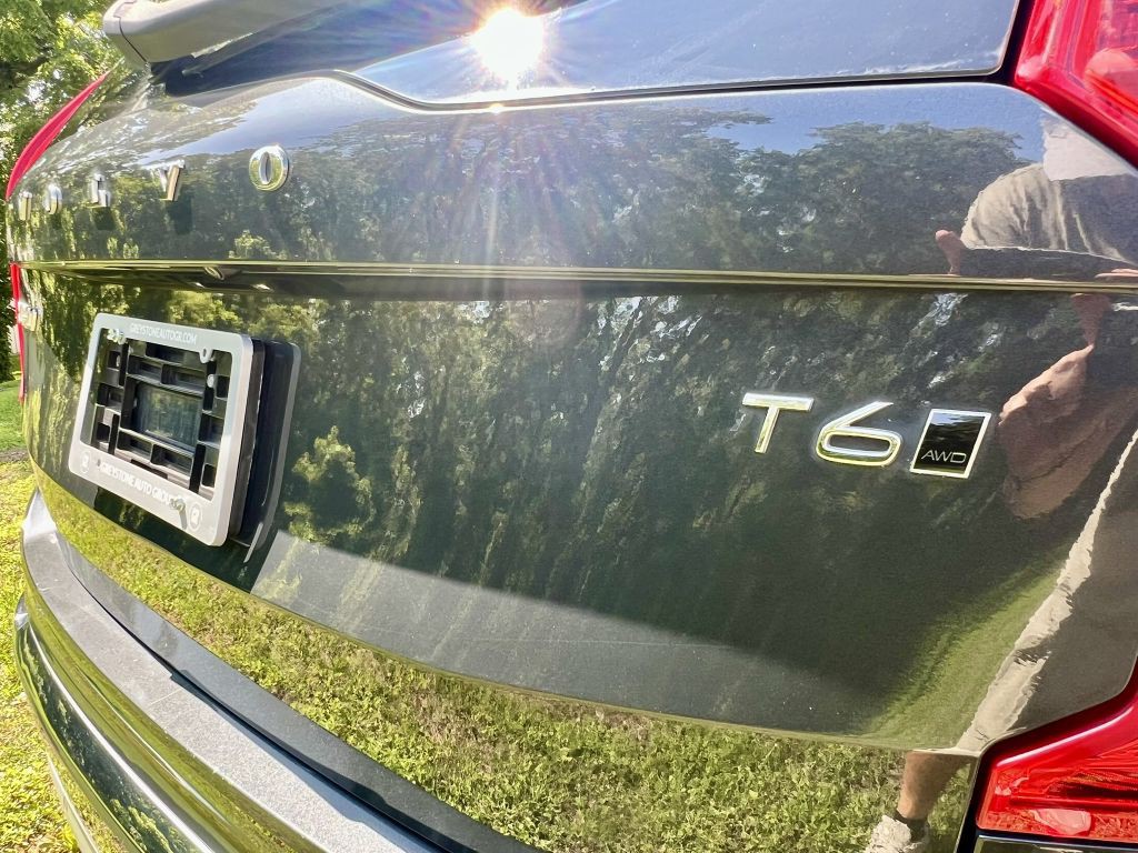 2021 Volvo XC90 Image 30
