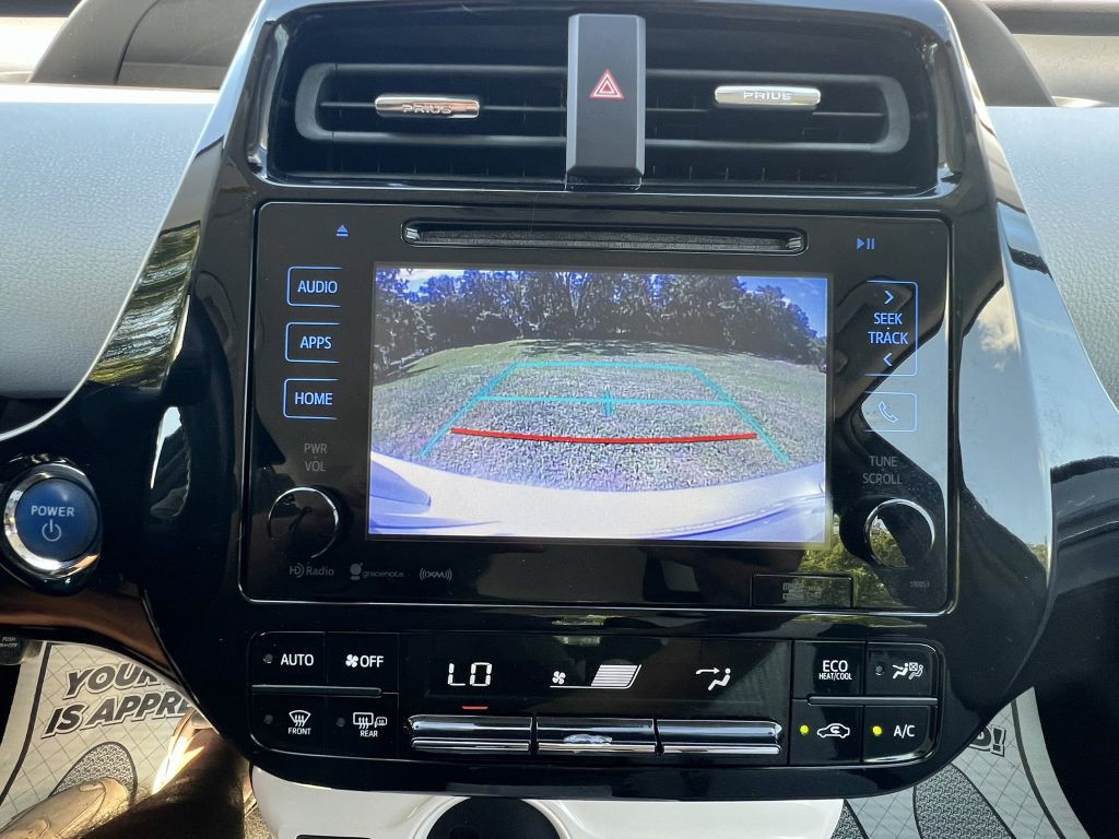 2017 Toyota Prius Image 11