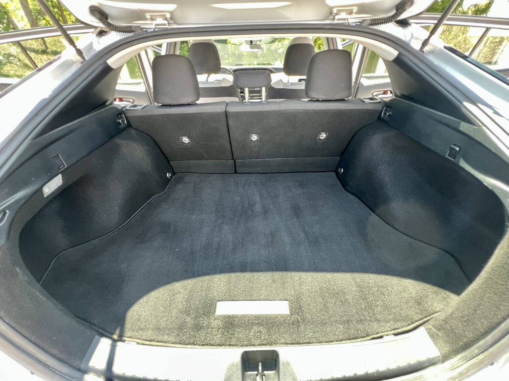 2017 Toyota Prius Image 18