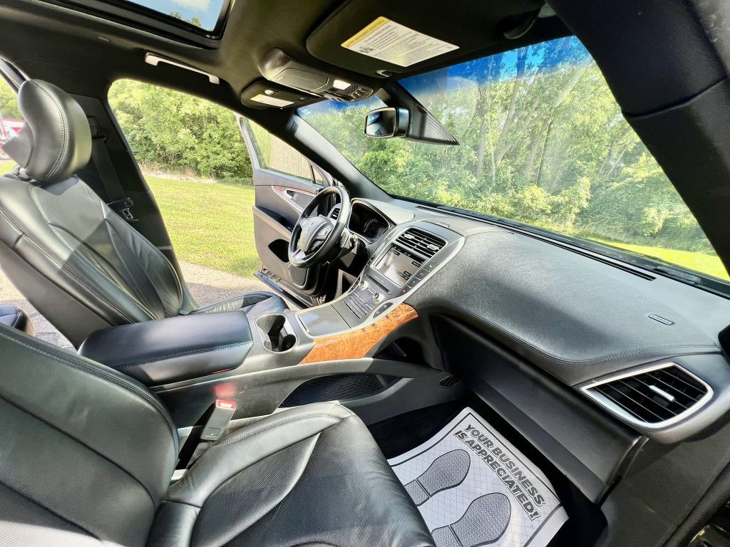 2017 Lincoln MKX Image 8