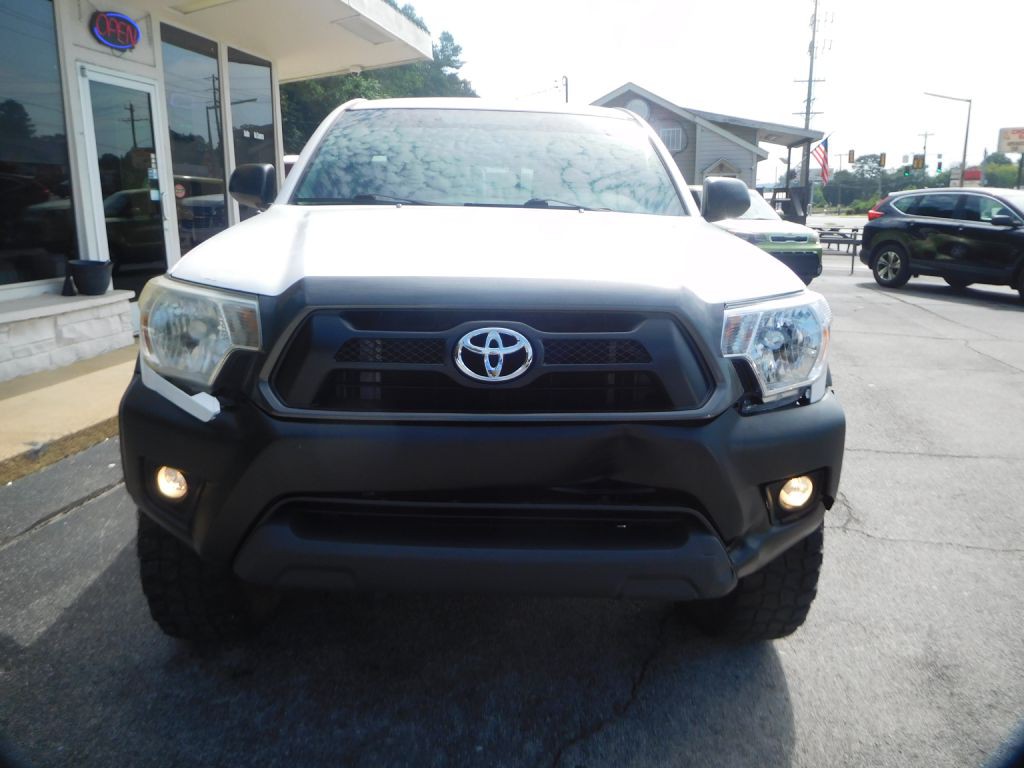 2012 Toyota Tacoma Image 2