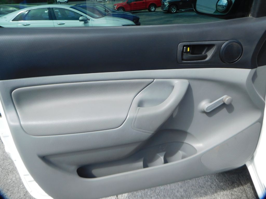 2012 Toyota Tacoma Image 8