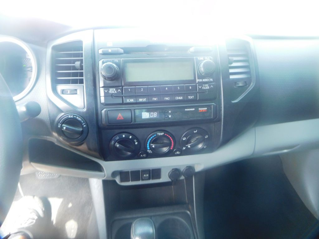 2012 Toyota Tacoma Image 9