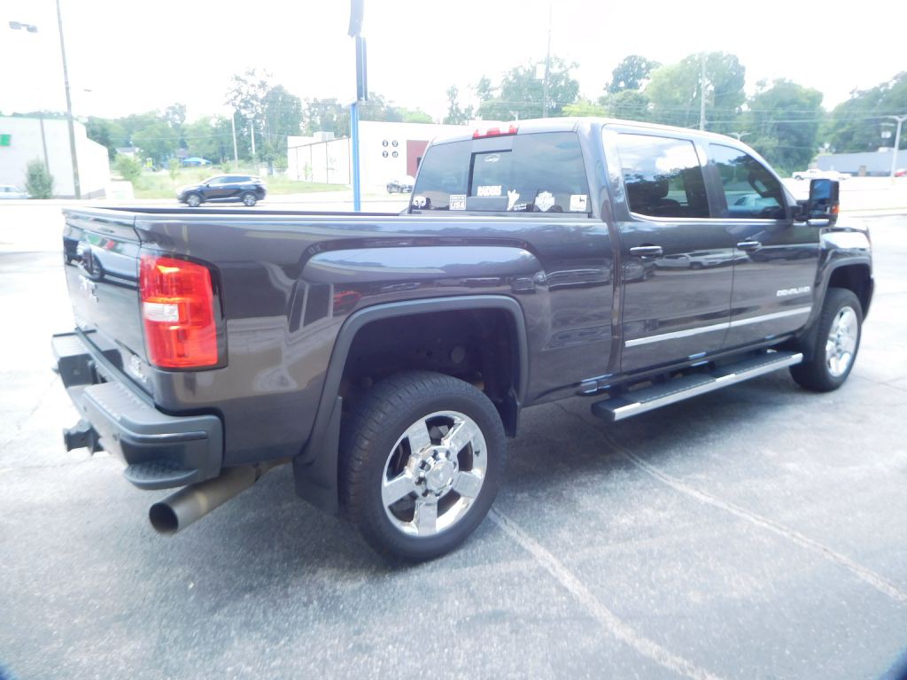 2015 GMC Sierra Image 4