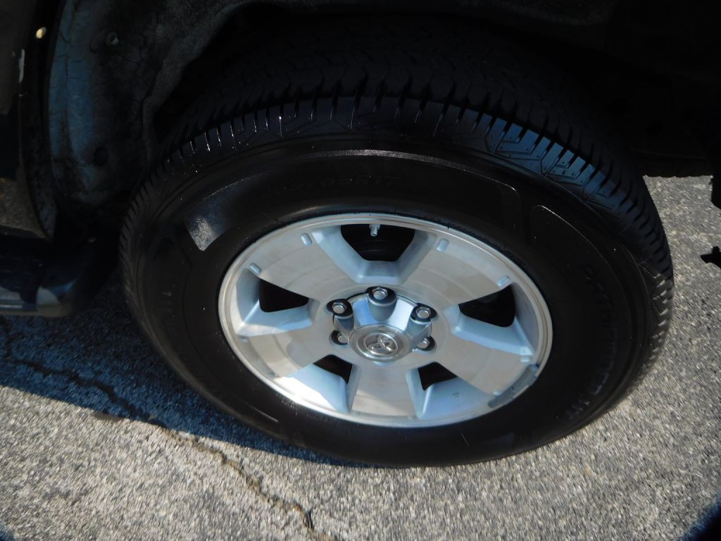 2005 Toyota 4Runner Image 7