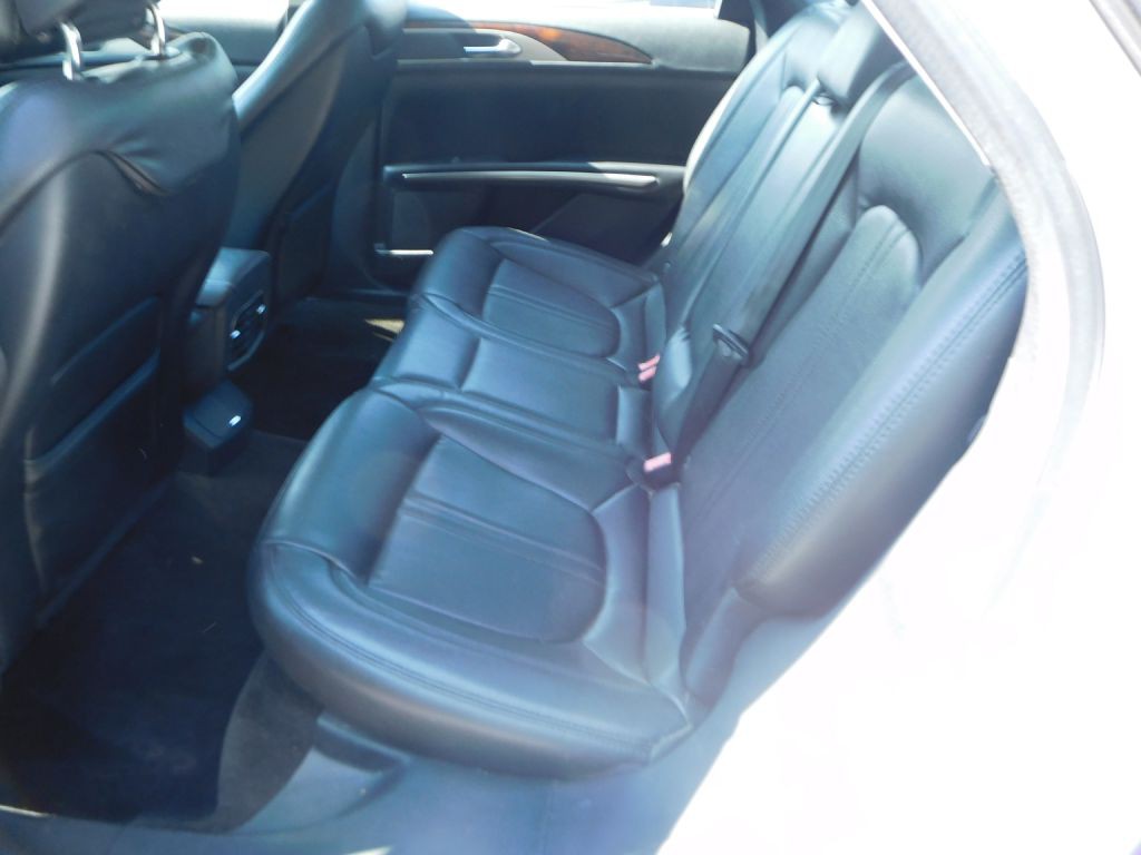 2015 Lincoln MKZ Image 7