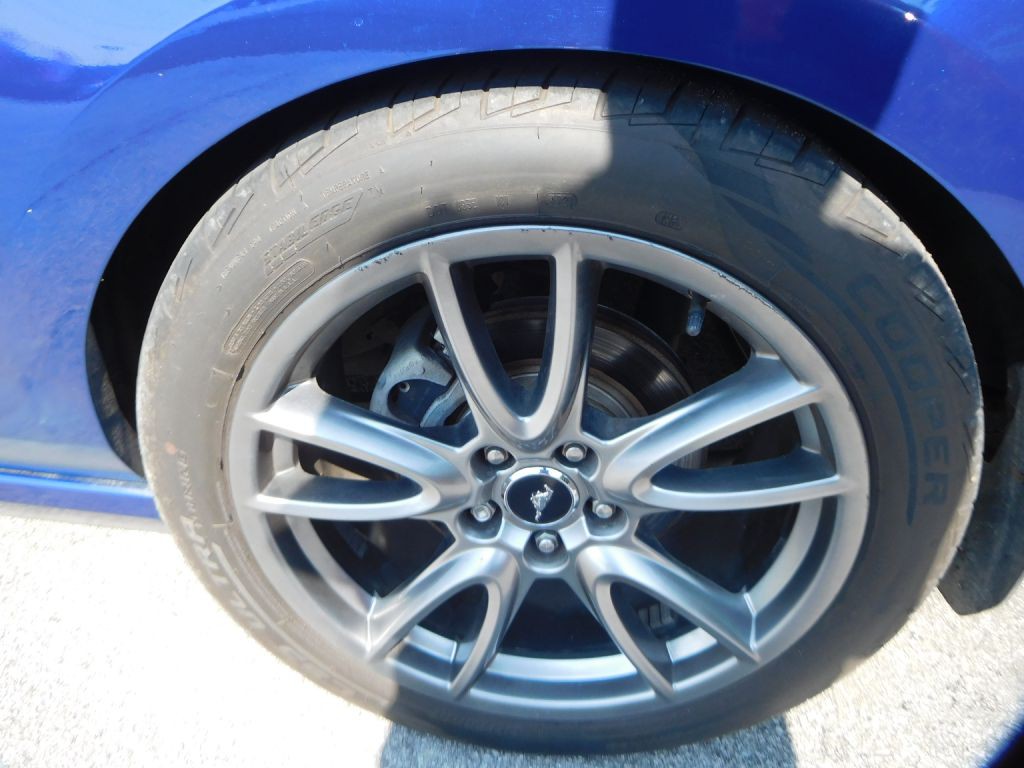 2014 Ford Mustang Image 7