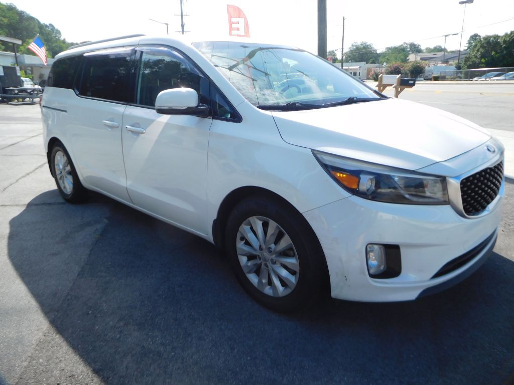 2015 Kia Sedona Image 3