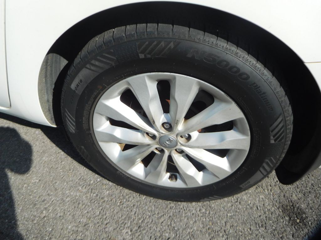 2015 Kia Sedona Image 7