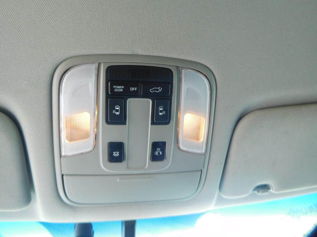 2015 Kia Sedona Image 17