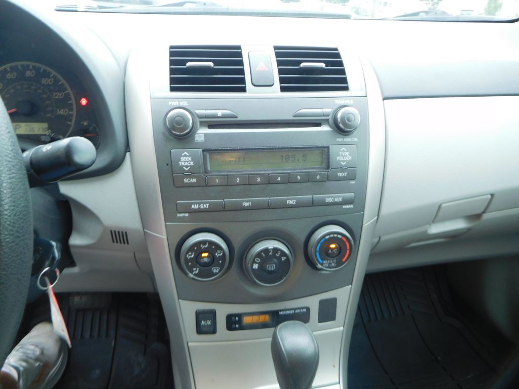 2011 Toyota Corolla Image 10