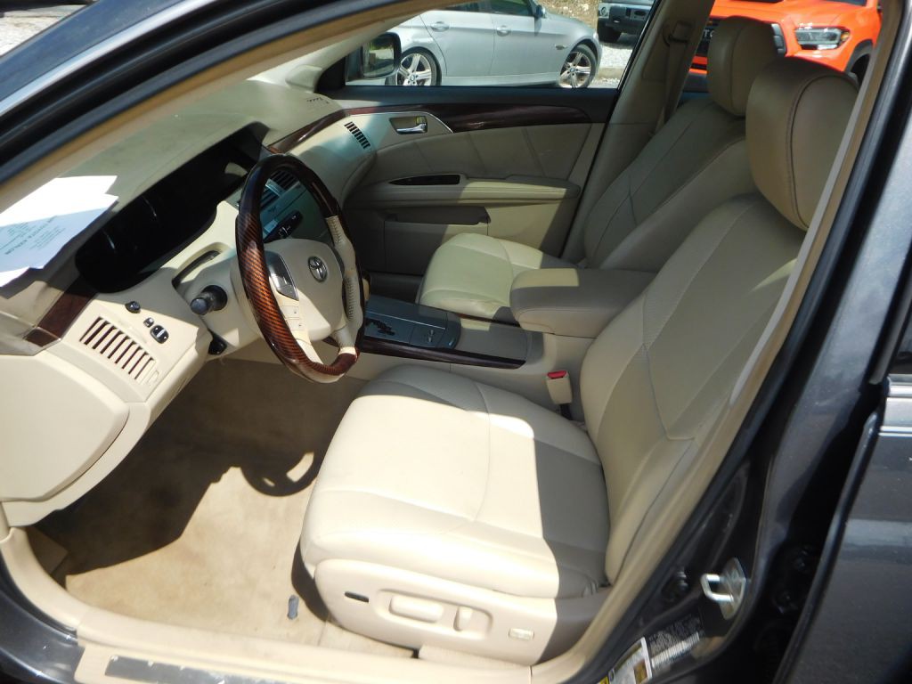 2009 Toyota Avalon Image 8