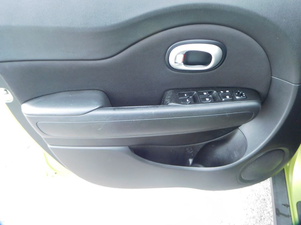2016 Kia Soul Image 9