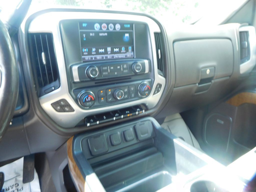 2017 GMC Sierra Image 11