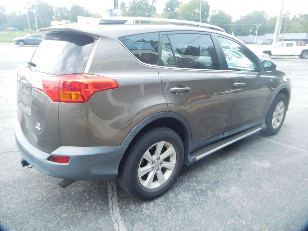 2013 Toyota Rav4 Image 4