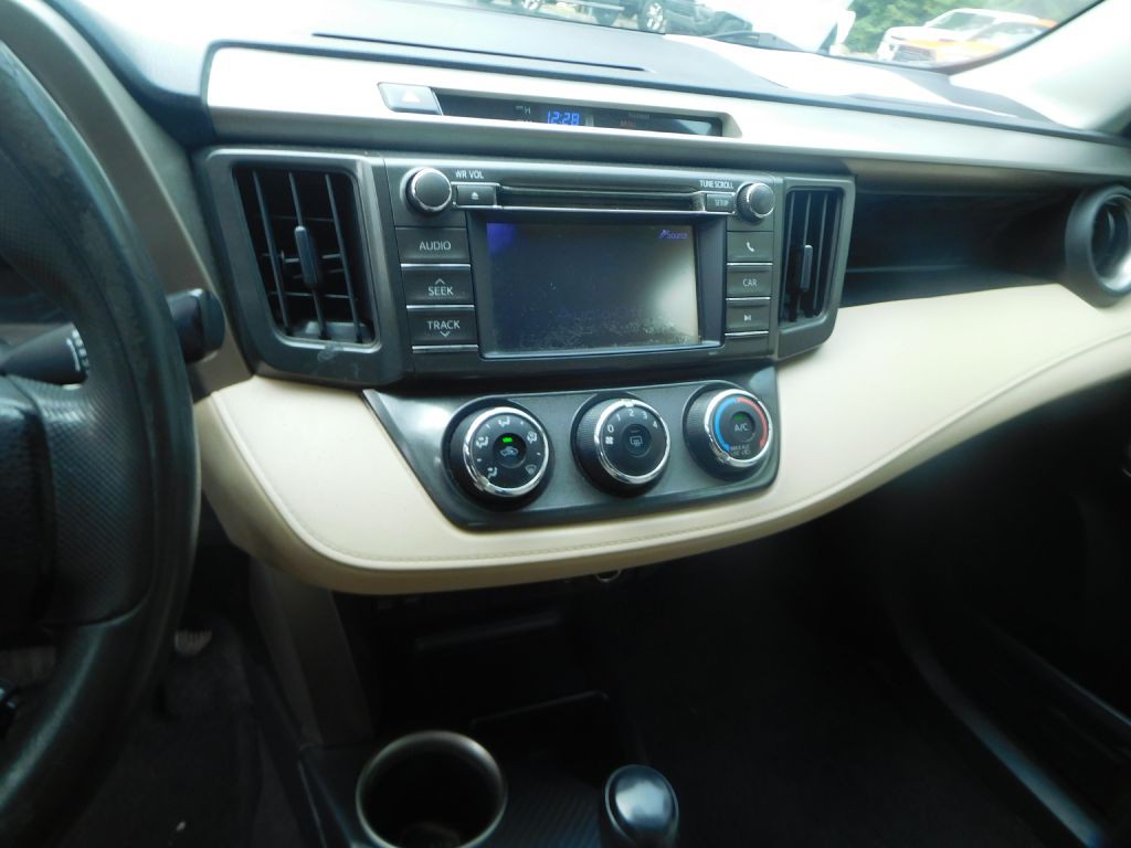 2013 Toyota Rav4 Image 12