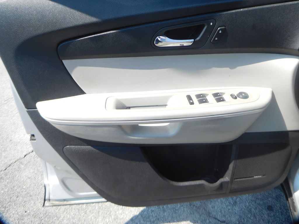 2012 GMC Acadia Image 11