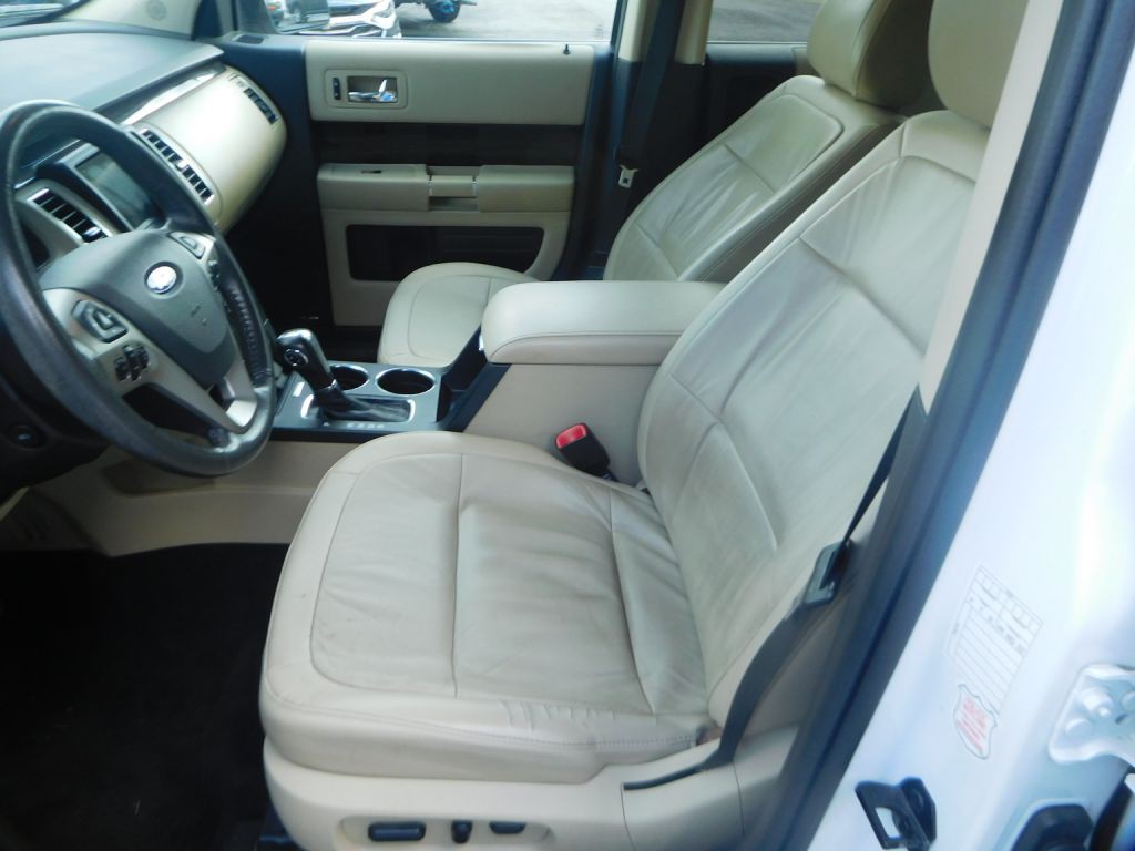2019 Ford Flex Image 10