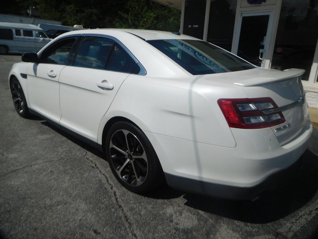 2014 Ford Taurus Image 6
