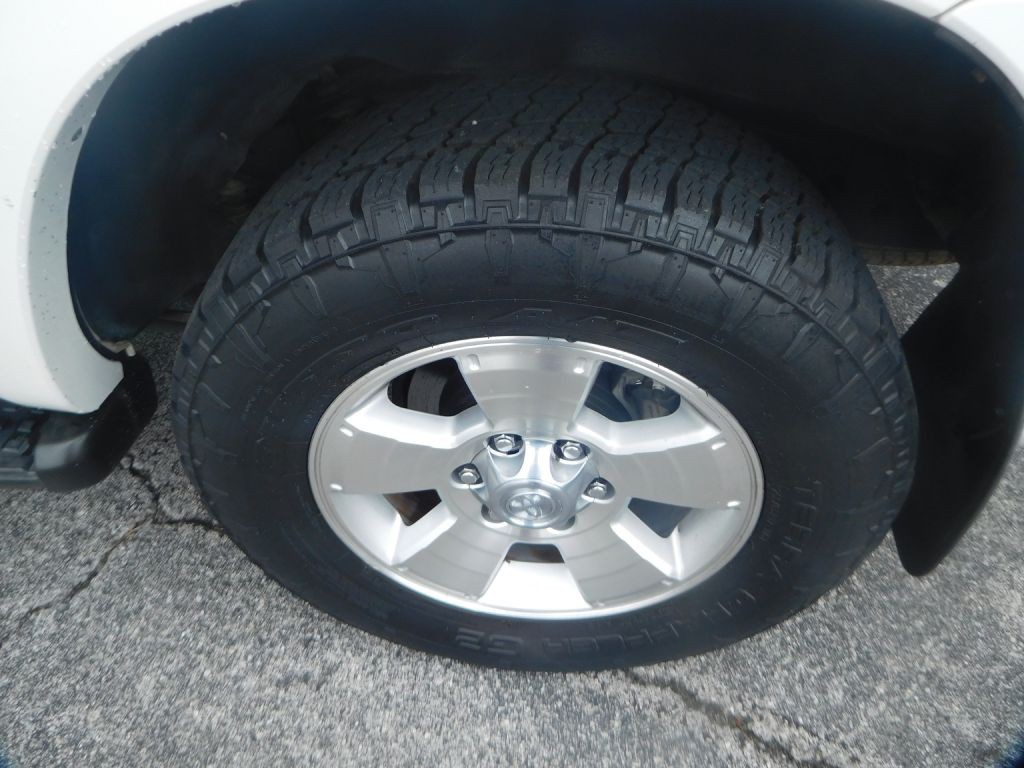 2007 Toyota 4Runner Image 7