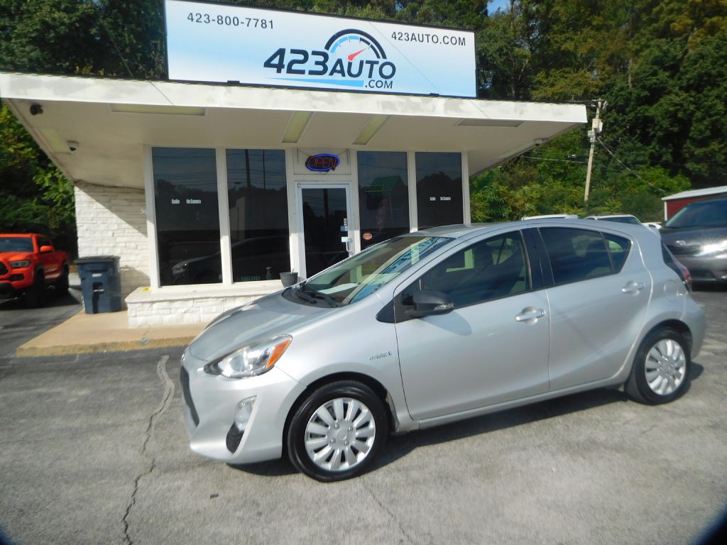 2016 Toyota Prius Image 1