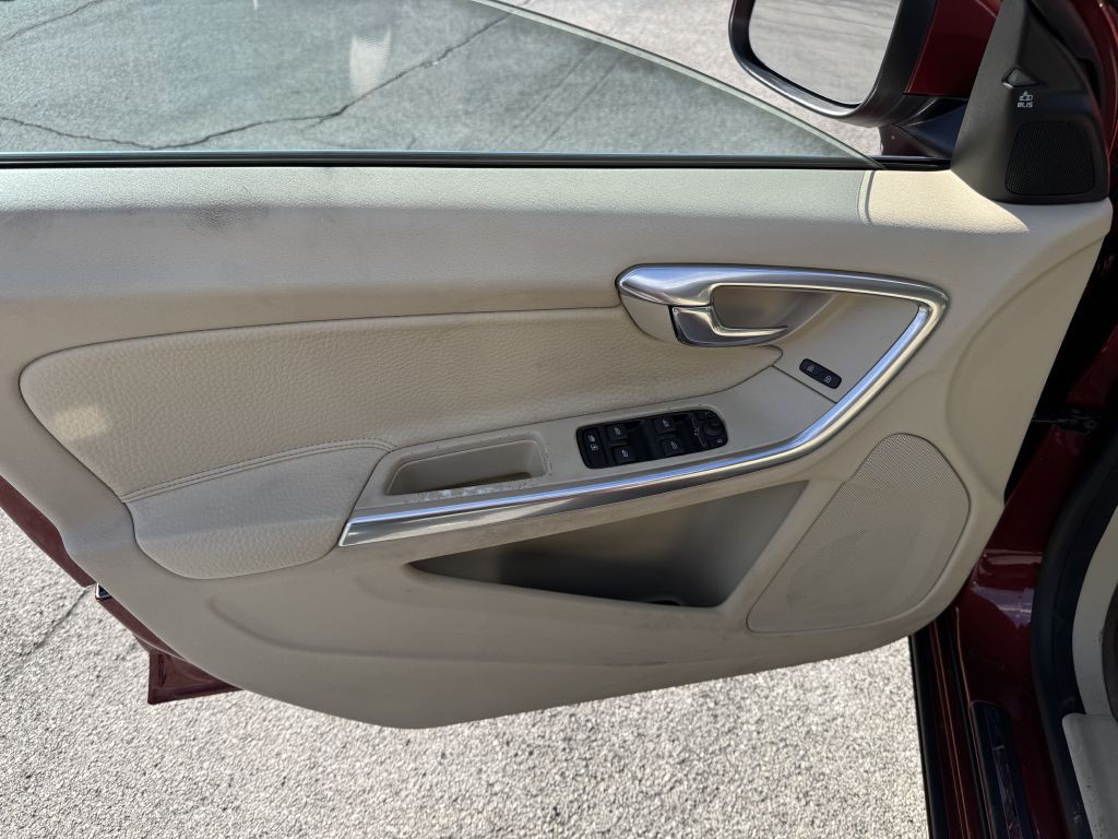 2011 Volvo S60 Image 10