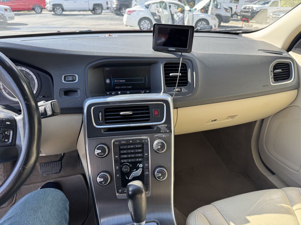 2011 Volvo S60 Image 11