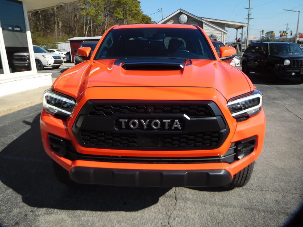 2023 Toyota Tacoma Image 2