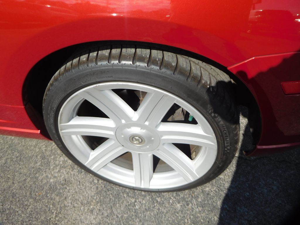 2007 Chrysler Crossfire Image 7