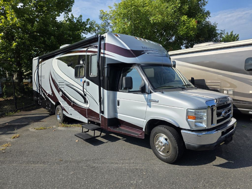 2009 Ford Econoline Image 1