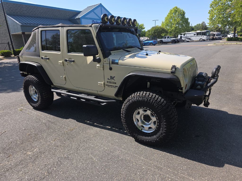2011 Jeep Wrangler Unlimited Image 8