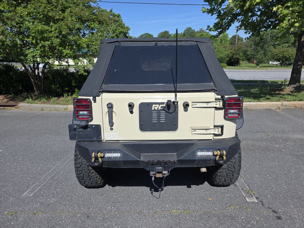 2011 Jeep Wrangler Unlimited Image 10