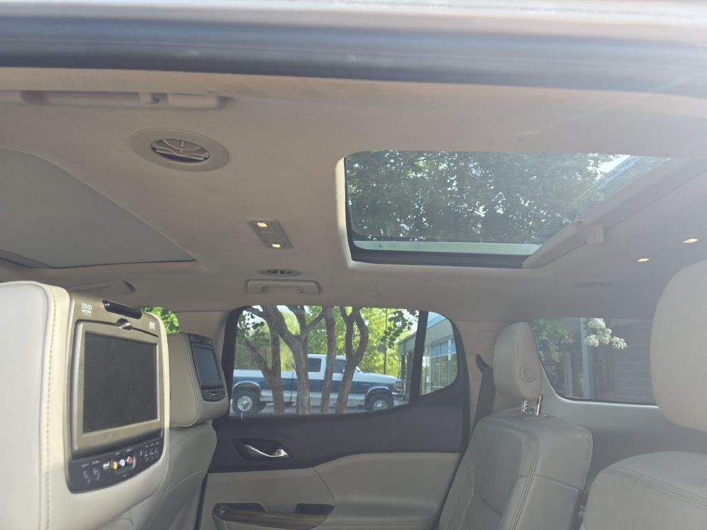 2017 GMC Acadia Image 11