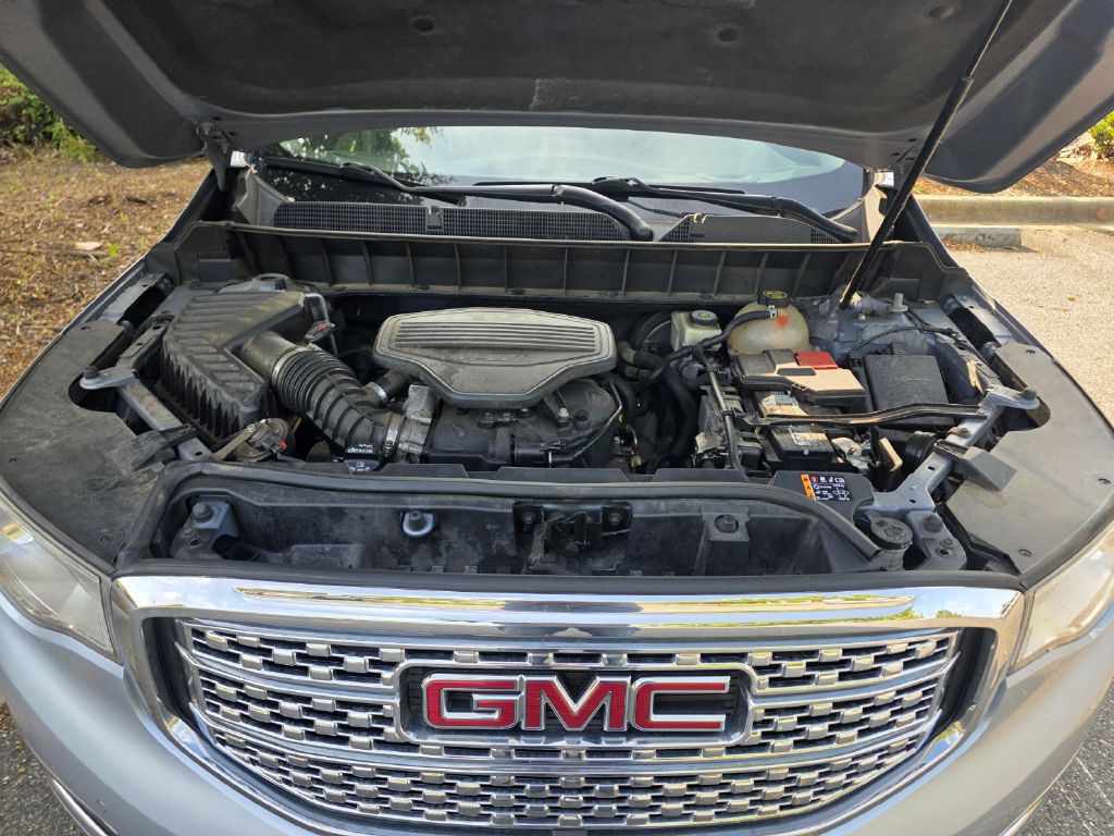 2017 GMC Acadia Image 14