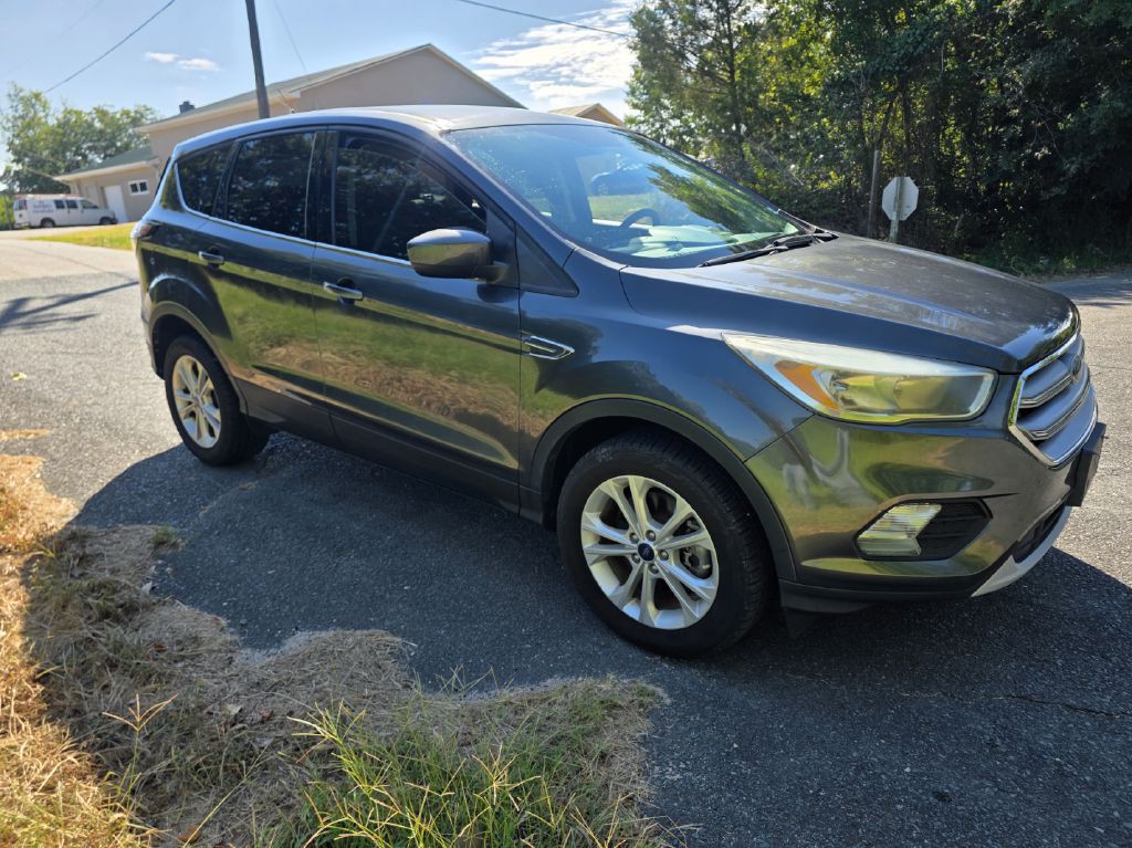 2017 Ford Escape Image 1