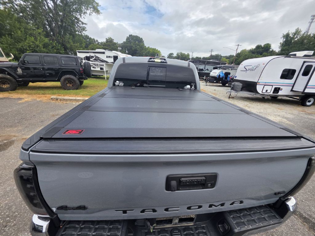 2021 Toyota Tacoma Image 11