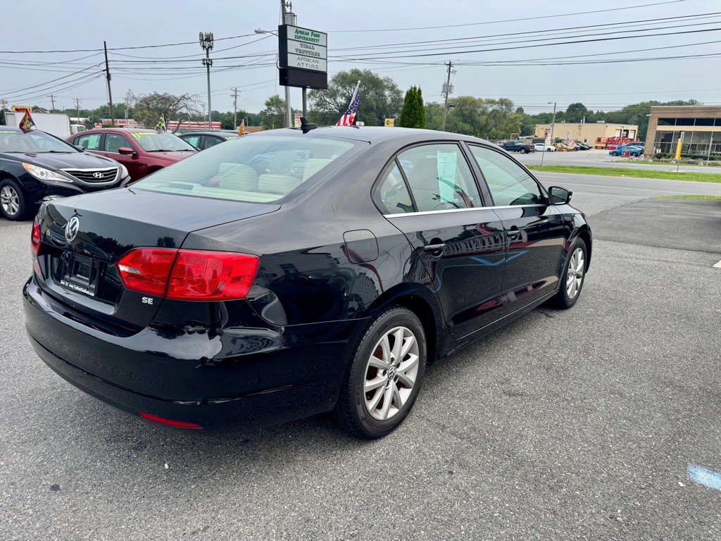 2014 Volkswagen Jetta Image 4