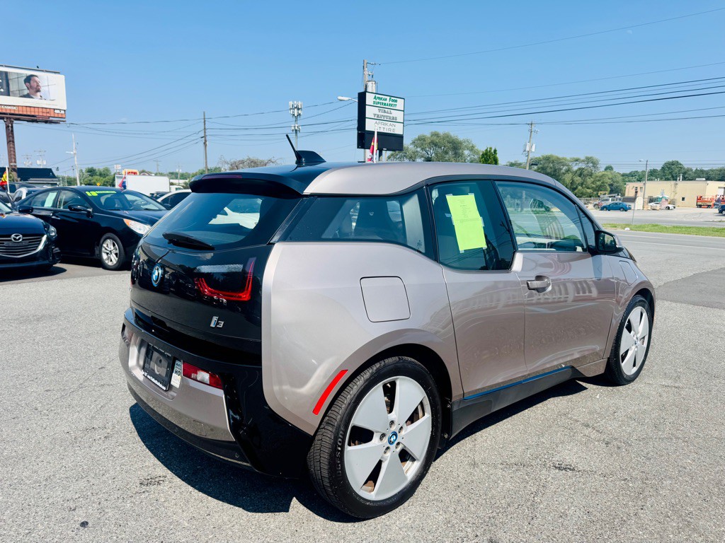 2014 BMW i3 Image 4