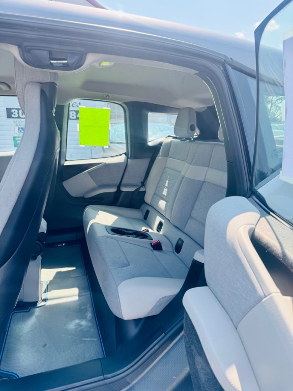 2014 BMW i3 Image 9