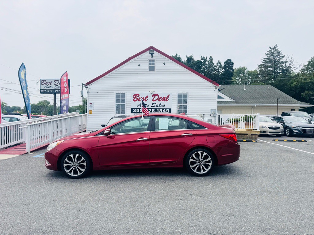 2013 Hyundai Sonata Image 1