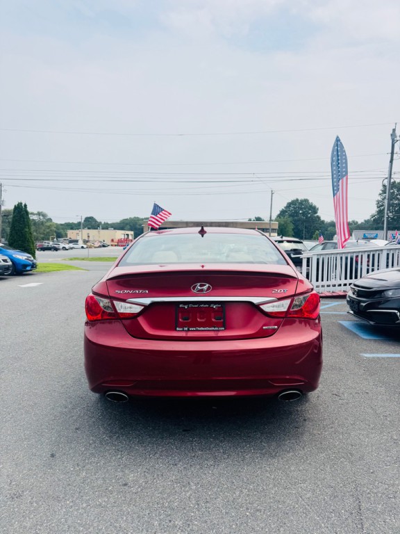2013 Hyundai Sonata Image 4